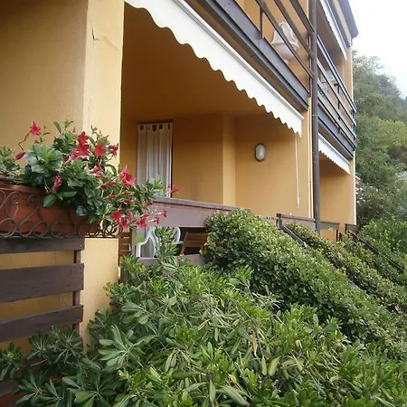 Panoramic Lounge Apart. Toscolano Maderno
